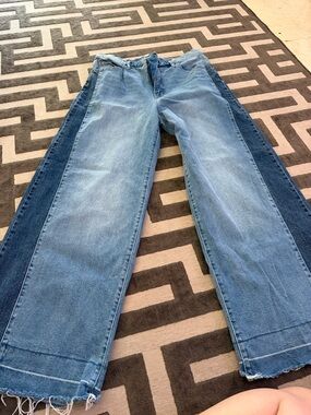 Jessica Simpson Light Blue Wide-Leg Raw Hem Jeans